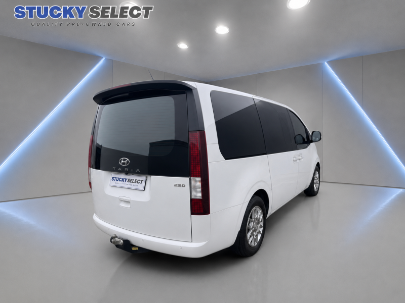 Hyundai Staria 2.2D Executive A/T