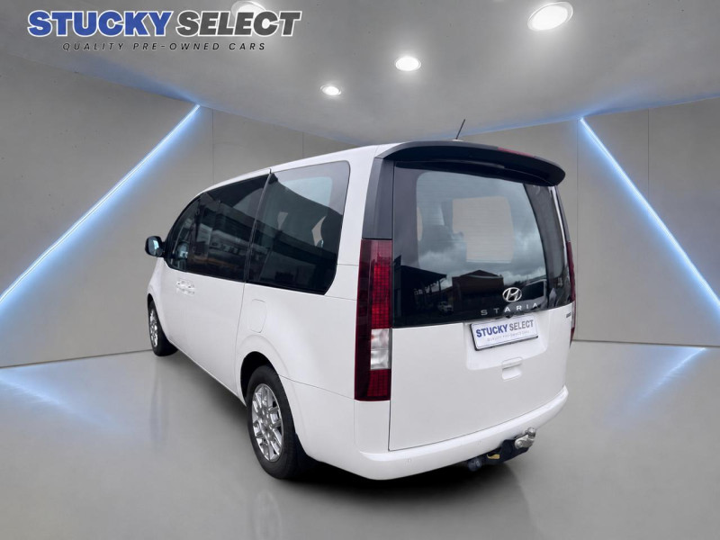 Hyundai Staria 2.2D Executive A/T