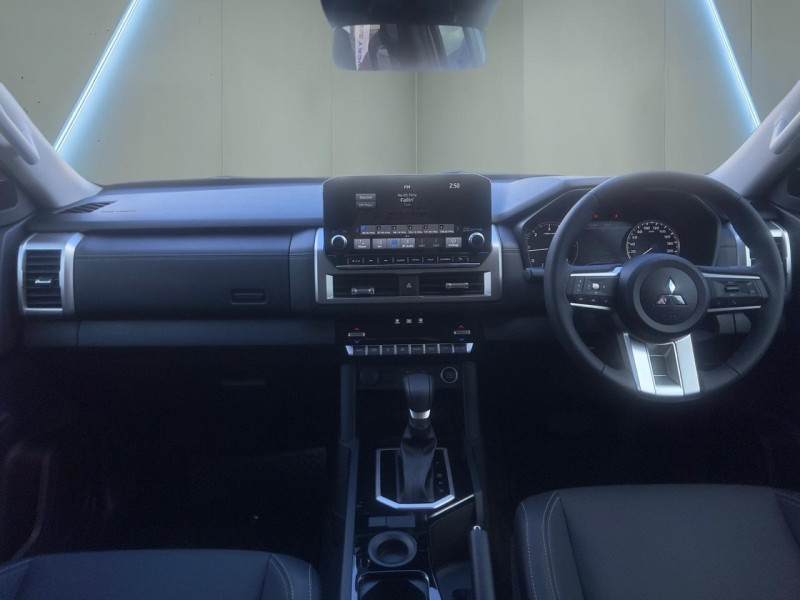 Mitsubishi Triton Next Gen 2.4GLS 4×2 Auto Double Cab