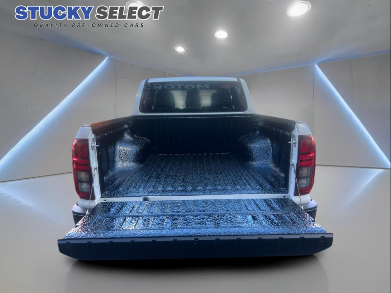 Mitsubishi Triton Next Gen 2.4GLS 4×2 Auto Double Cab