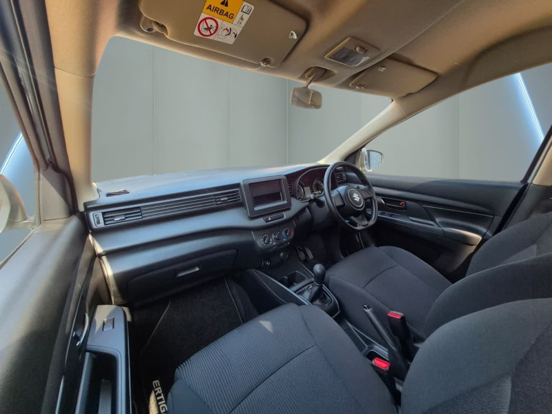Suzuki Ertiga GA MT