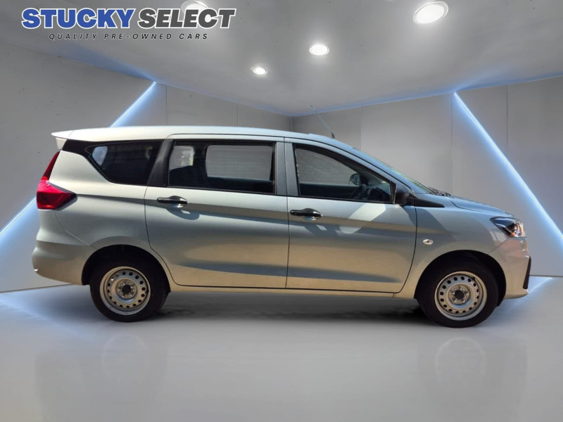 Suzuki Ertiga GA MT