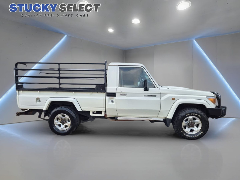 Toyota LAND CRUISER  79 4.2D P/U S/C