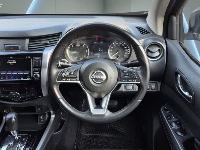 Nissan NAVARA  2.5DDTI LE A/T D/C P/U