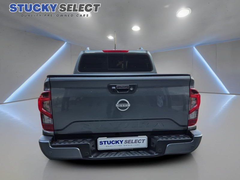 Nissan NAVARA  2.5DDTI LE A/T D/C P/U