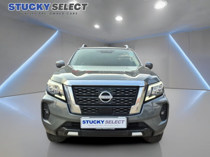 Nissan NAVARA  2.5DDTI LE A/T D/C P/U